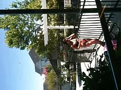 لاتینای سکسی زیبا روشن اسکایپ را روشن کرد و مردی را در فیلم های کیر توکون زندگی واقعی ترساند