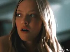 شخص فیلم سینمایی کیر تو کون یک تلیسه را در یک سوراخ حک می کند ، روی آن نازک می کند و سرنگ می کند