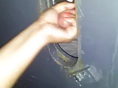 این مرد برای مبل با سبزه گره خورده بود و به او عکس گی لوتی جنس پرشور می داد